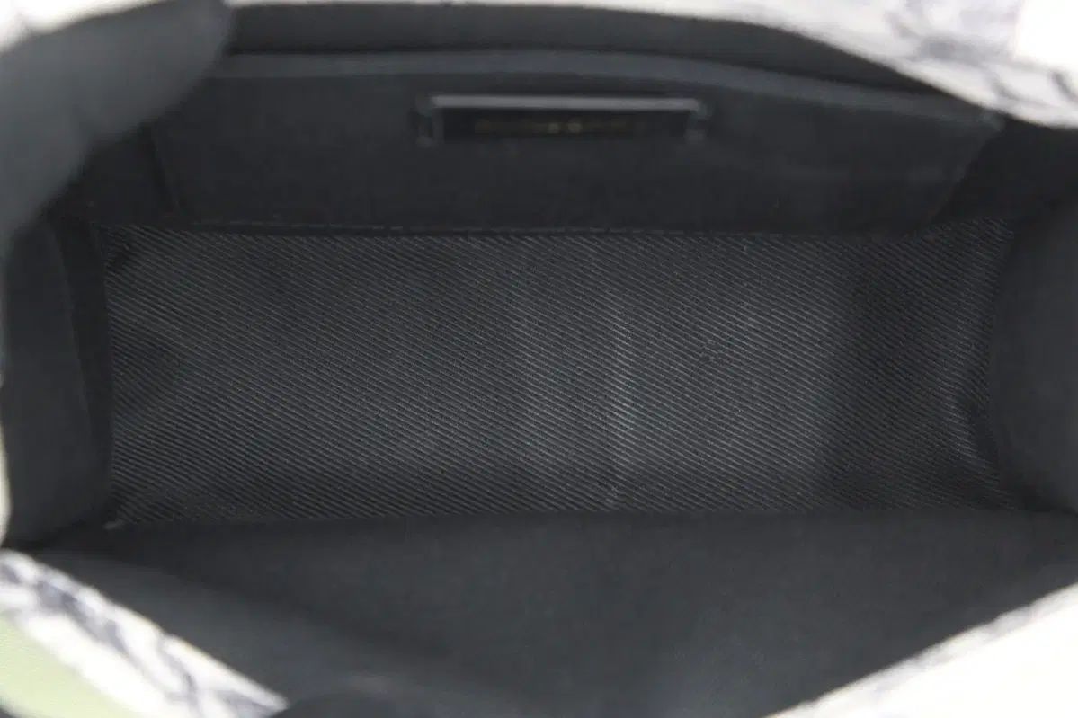 フローラル スケッチ