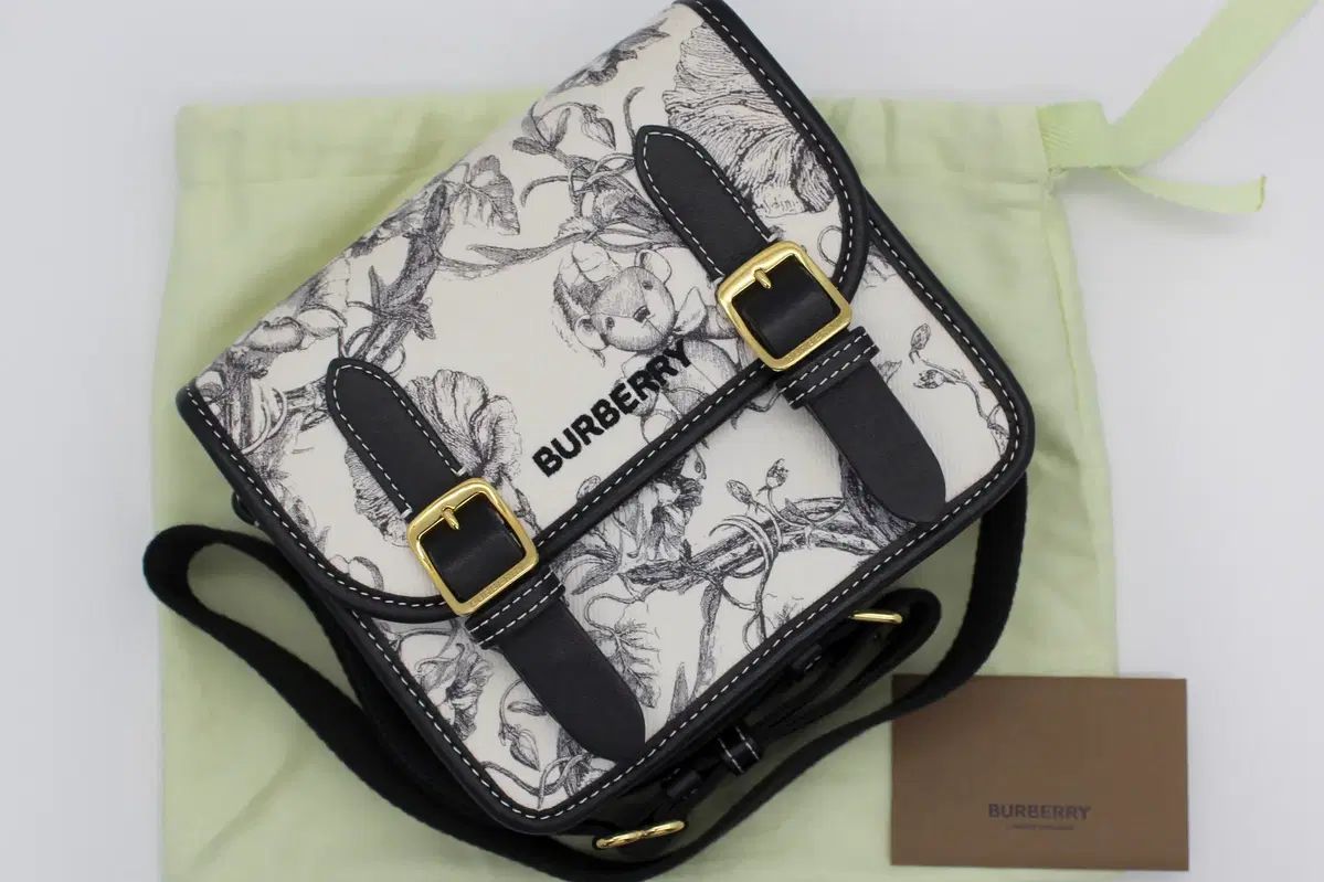 バーバリー フローラル スケッチ プリント クロスバック 8048520