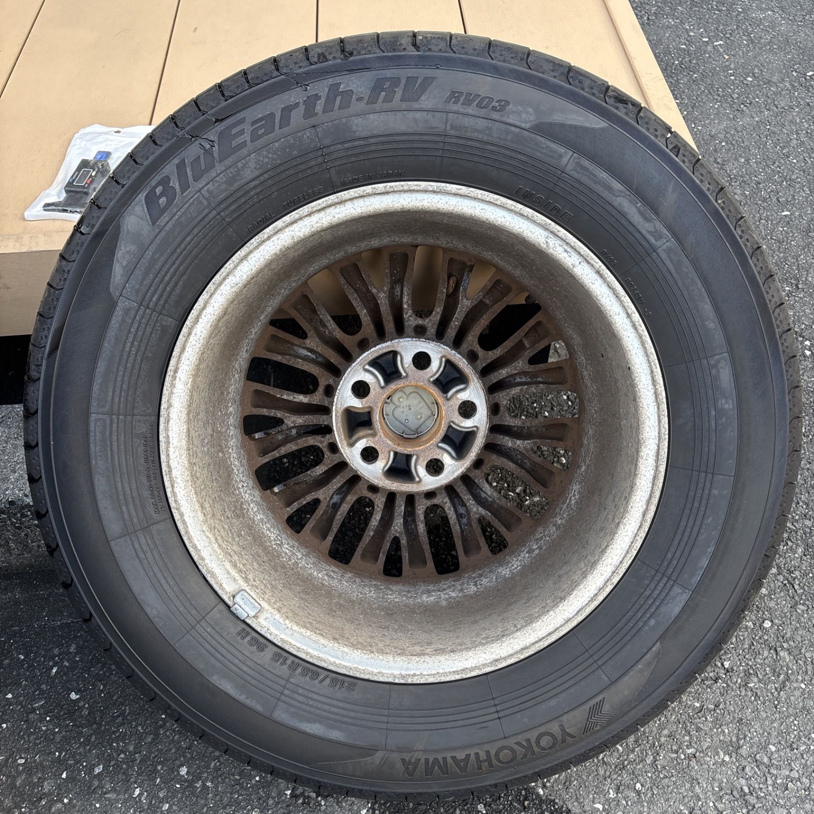  トヨタ 17クラウン ホイールタイヤセット 215 65 R 15 15インチ タイヤ ホイールセット