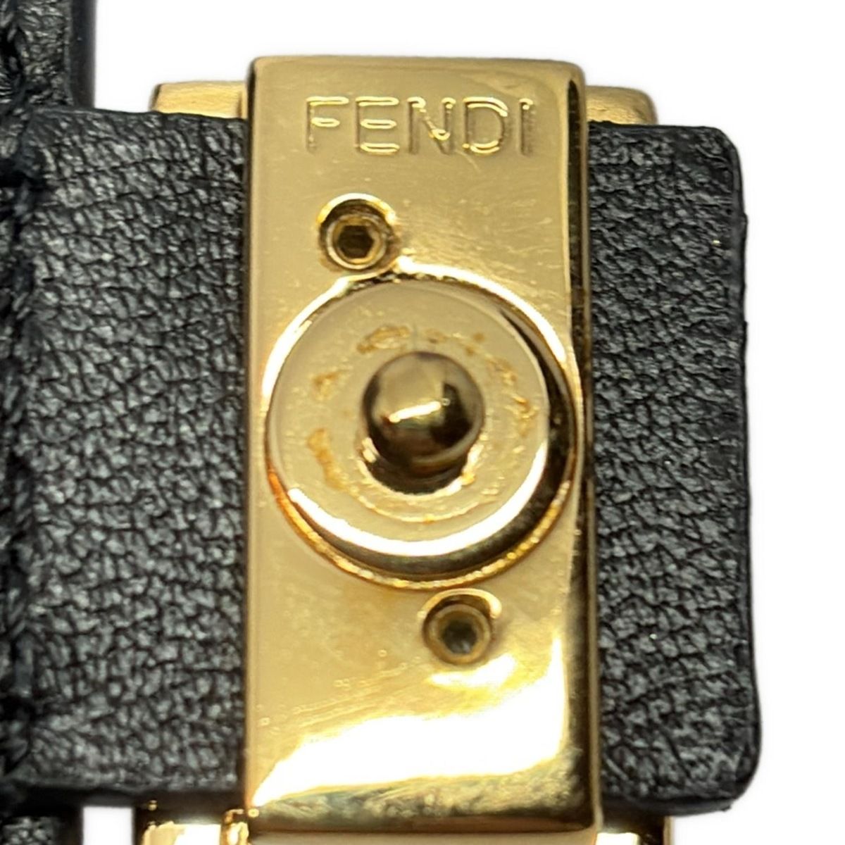 FENDI(フェンディ) カードケース ズッカ柄 8M0423 黒 型押し加工/コインケース付き レザー フェンディ FENDI コインケース  カードケース 小銭入れ ズッカ柄 FFロゴ 7M0341 PVC レザー ブラック グレー コインパース 財布 小物 メンズ フェンディ 型番 タグ