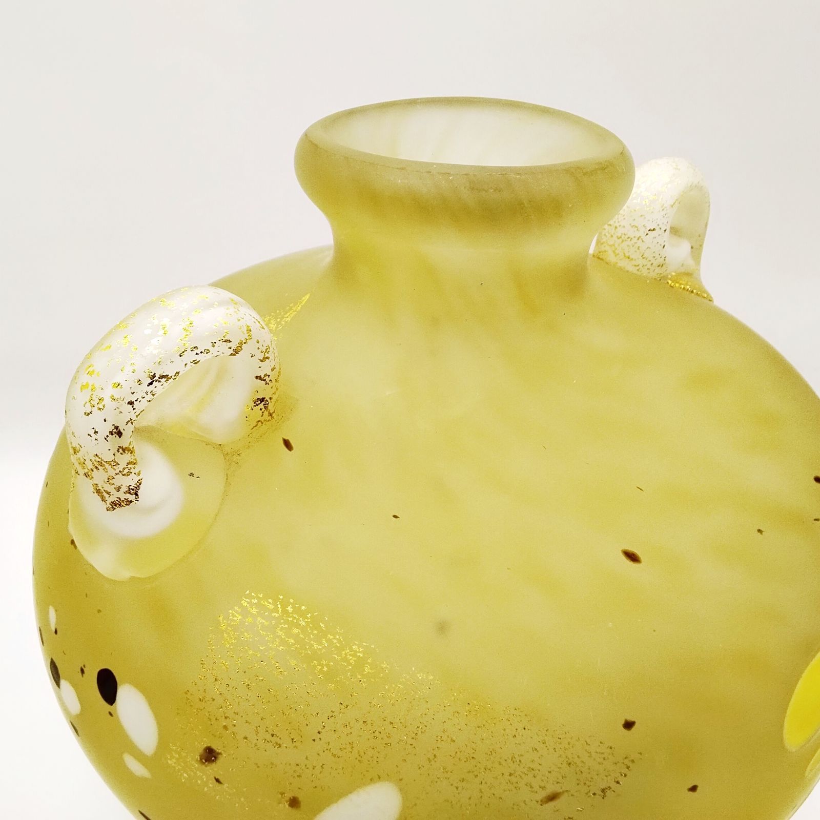 藤田喬平　手吹黄茶三彩花瓶　ガラス　工芸　金箔　手吹き製法　共箱付　真作 藤田喬平 手吹黄茶三彩花瓶 ガラス 工芸 金箔 手吹き製法 共