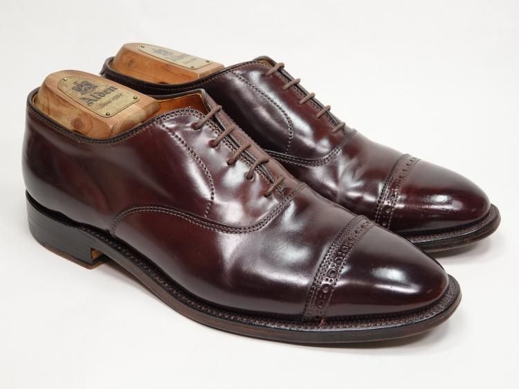 745 / 1031 美品 オールデン パンチドキャップトゥ バーガンディー