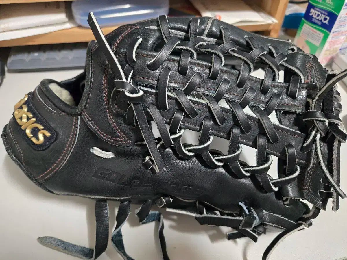 アシックス GOLDSTAGE 外野グローブ