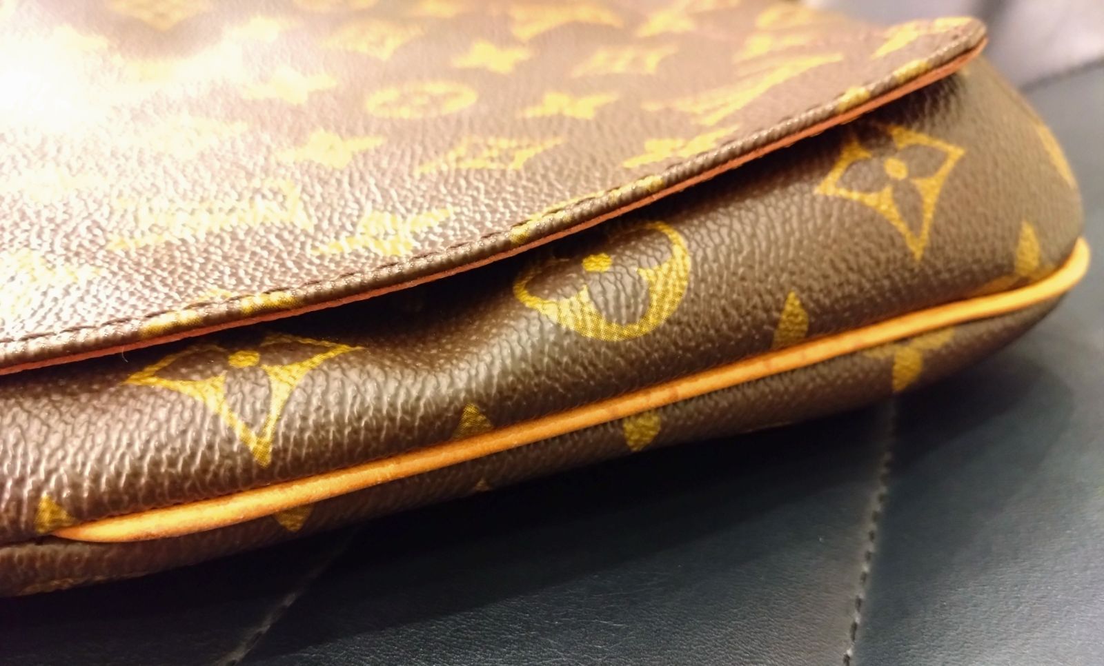 モノグラム ミュゼット