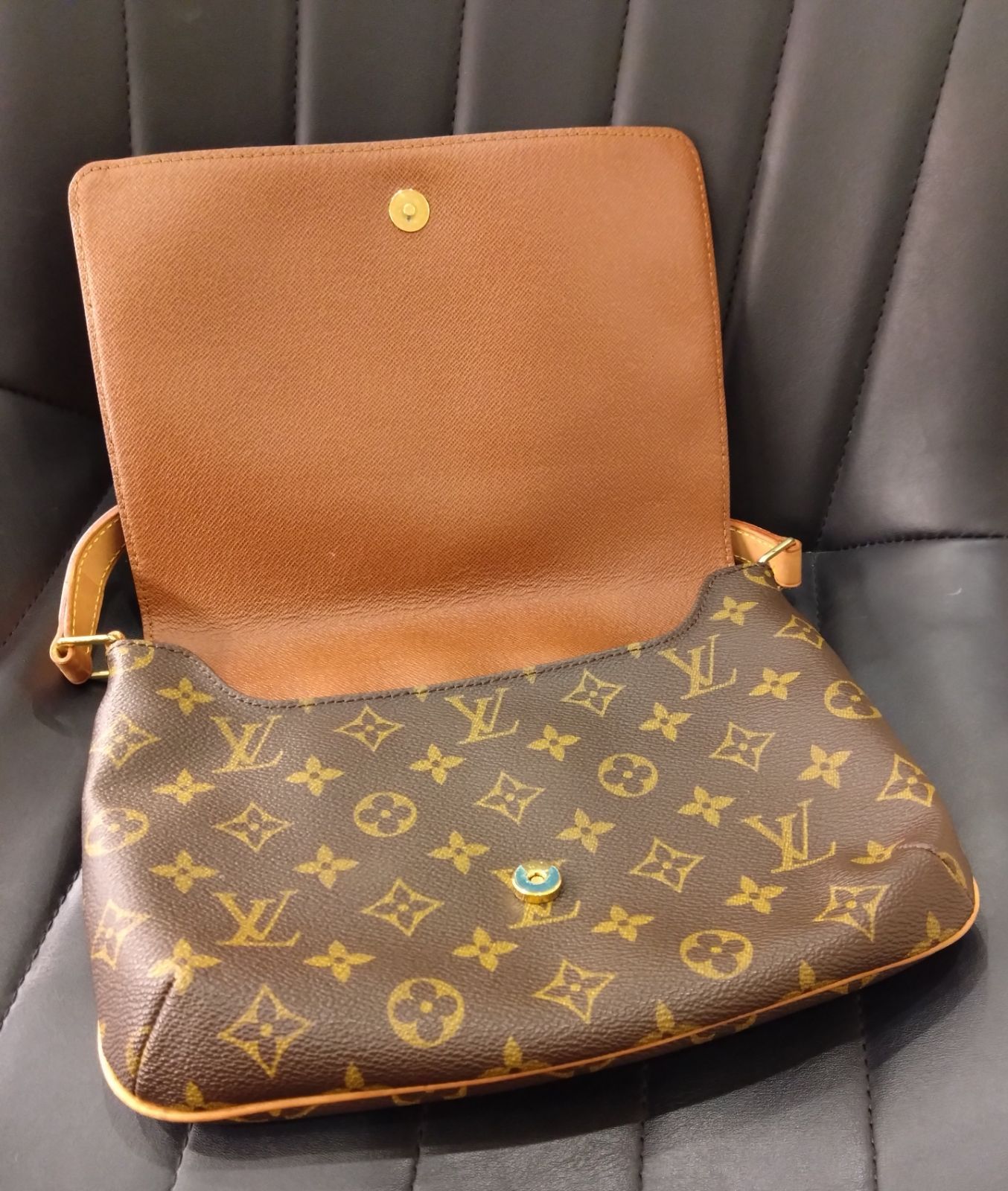 モノグラム ミュゼット