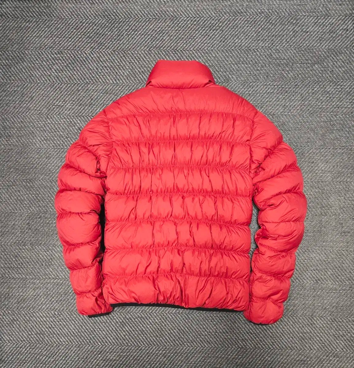 モンチュラ エベレスト デュベット ダウンジャケット