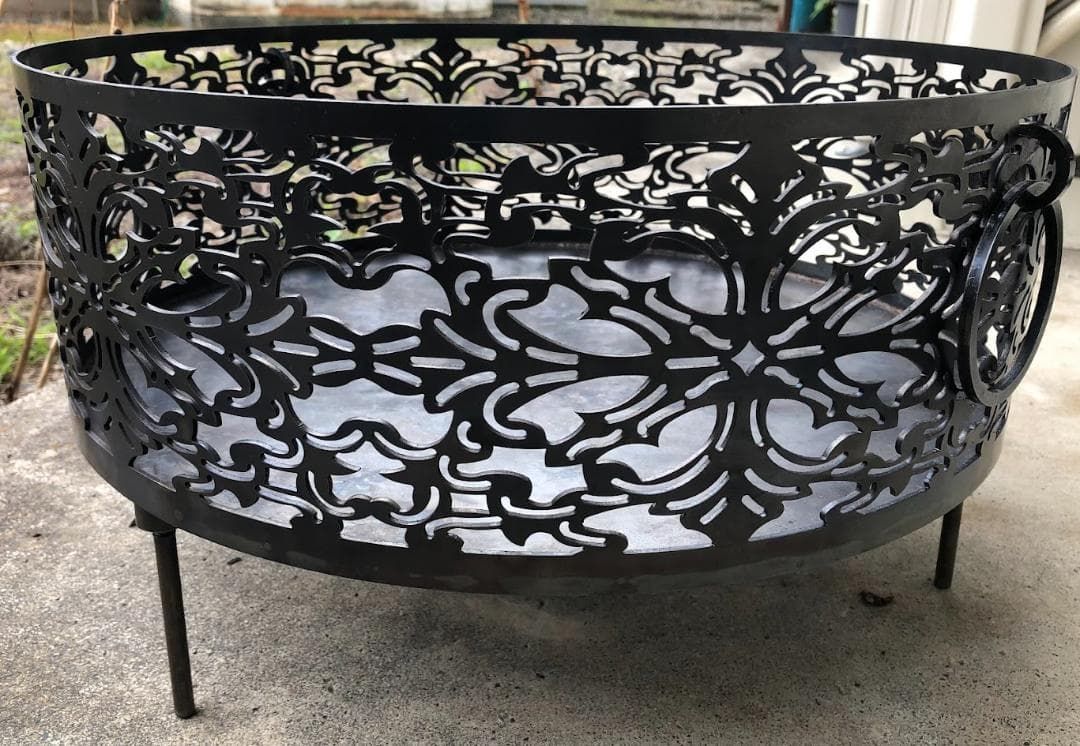 山賊マウンテン mouncol バリ島 焚き火台