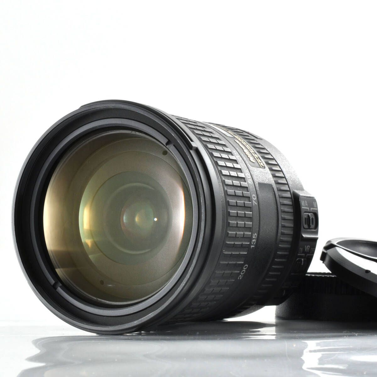 ごくごく小さな擦れあり分 き価格 17 999円～ ニコン Nikon AF-S DX NIKKOR 18-200mm F3.5-5.6 G ED VR ズームレンズ M991