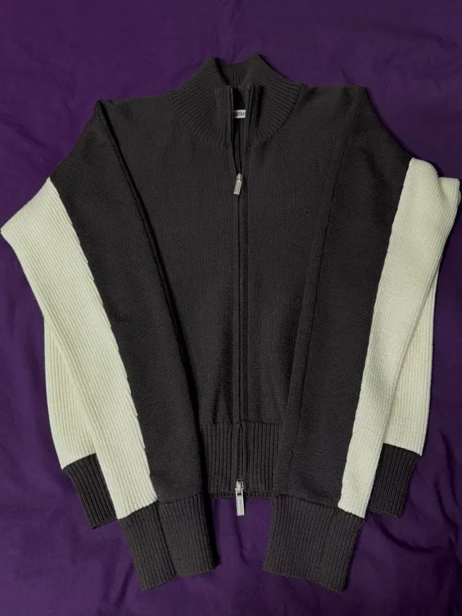スタジオテーブル CURVED TWO TONE WOOL ZIP-UP