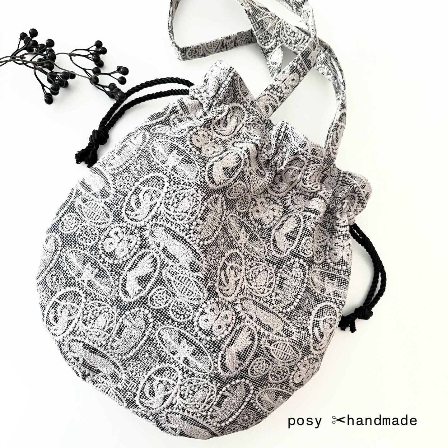 ハンドメイド ミナペルホネン 巾着シャルダーバッグ jungle relief ベージュ