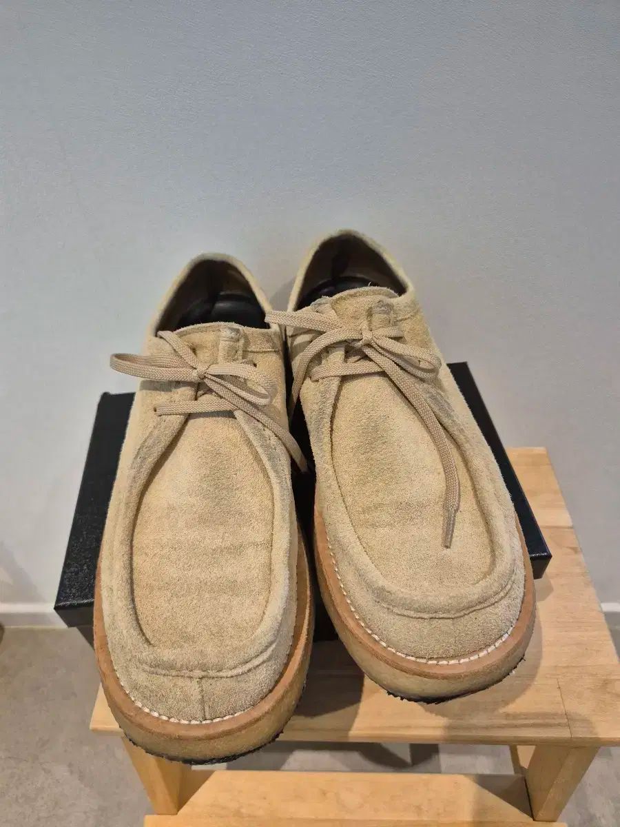 ロストガーデン DIVE 270 ベージュ モカシンシューズ