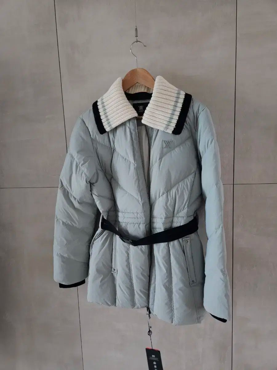 アニュー レディース ベルト付き ダウンジャケット