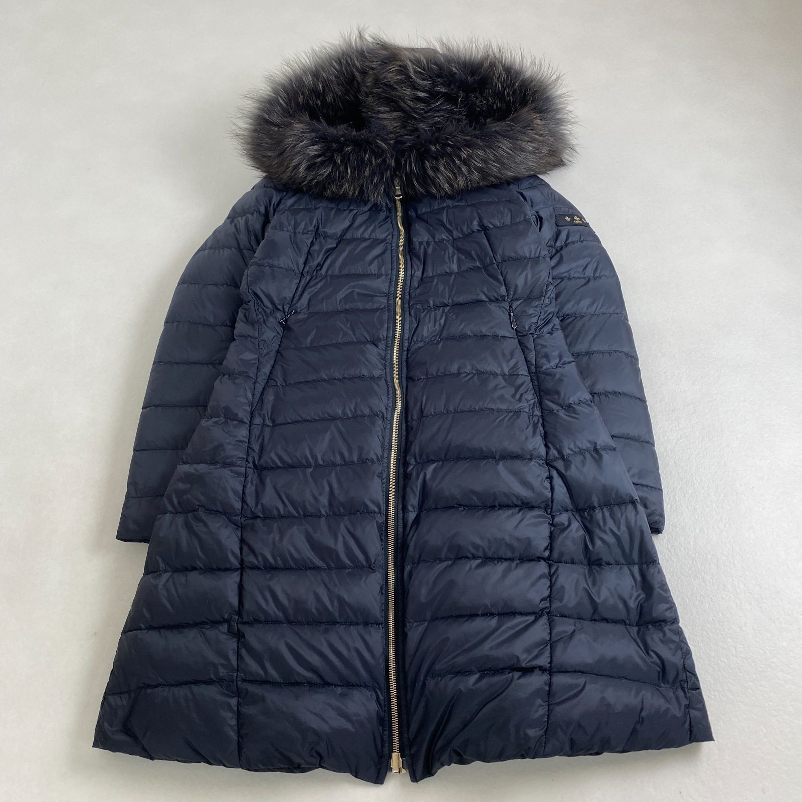 タトラス ダウンジャケット TATRAS 直営店限定モデル ロビニア