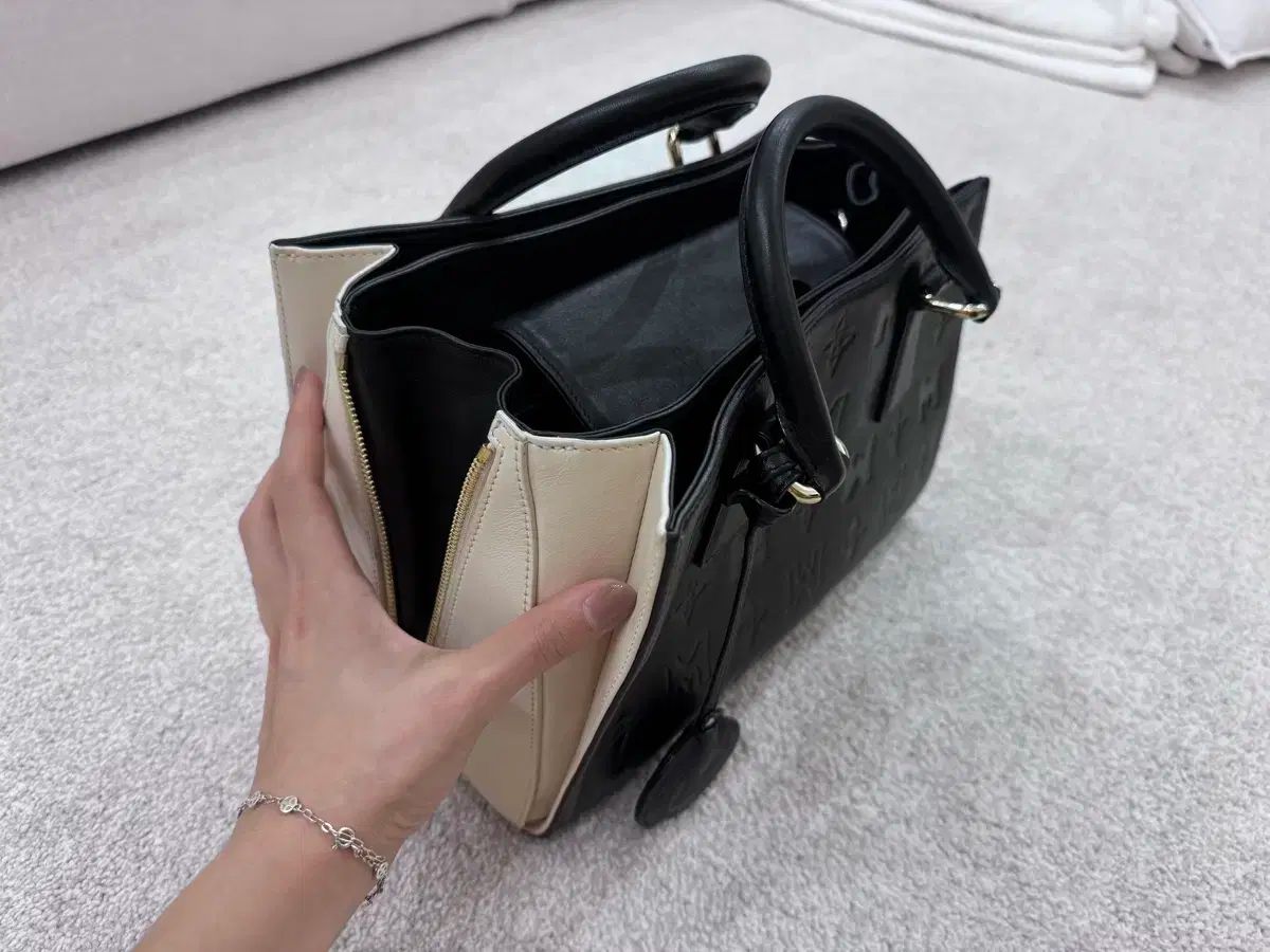 クロス ドットバッグ