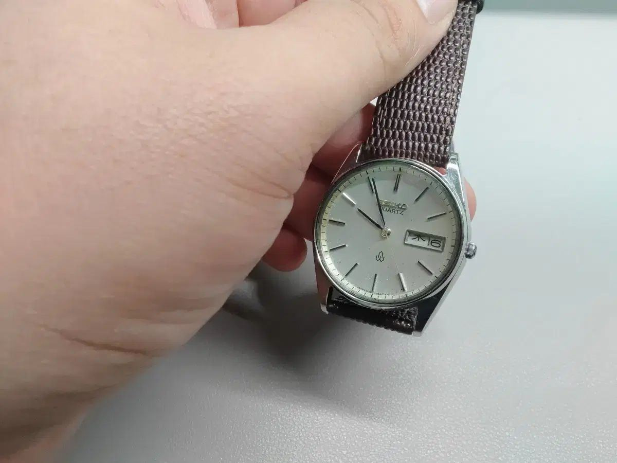 SEIKO セイコー 8223-6021 ドレス クオーツ 時計