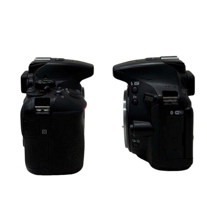 デジタル一眼レフカメラ D