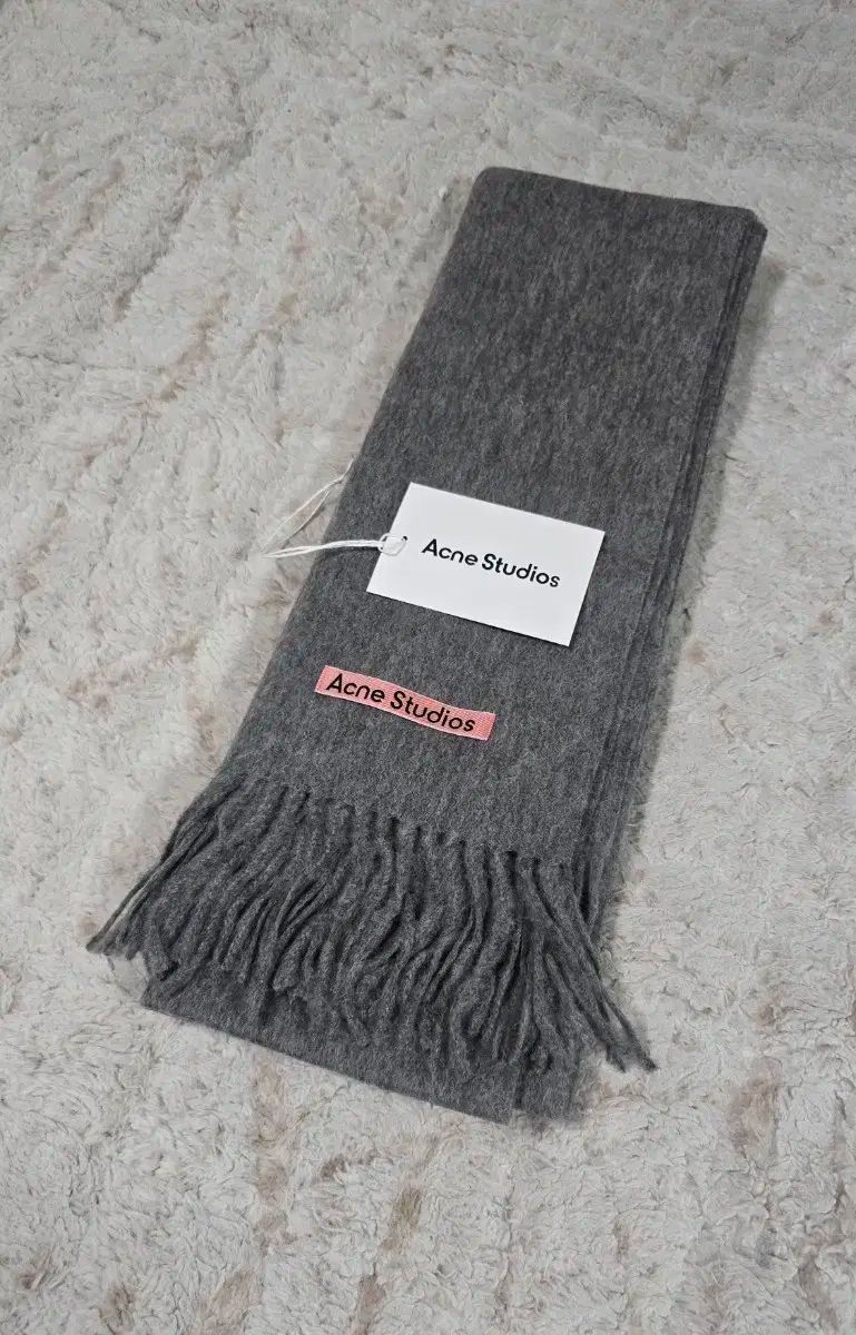 Acne Studios アクネストゥディオズ ニュー オーバーサイズ ウール マフラー グレーメランジ