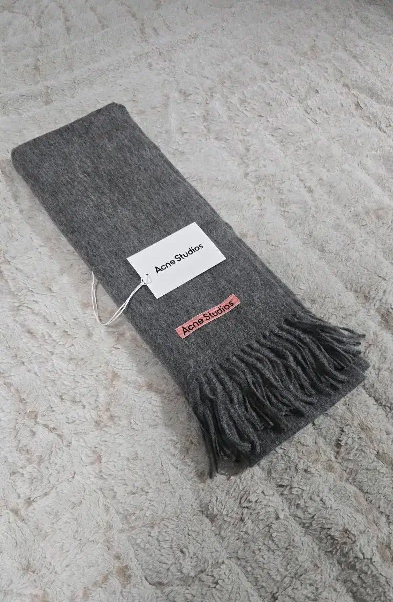 Acne Studios アクネストゥディオズ ニュー オーバーサイズ ウール マフラー グレーメランジ