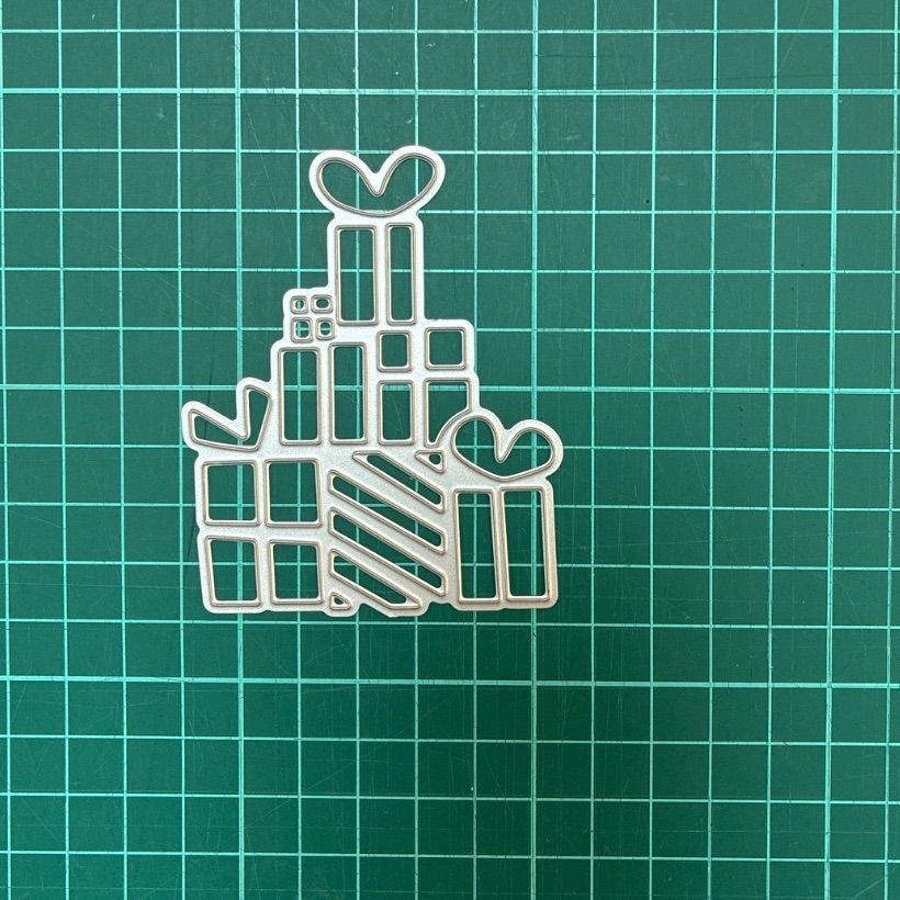 カッティングダイ プレゼント 3734 - メルカリ