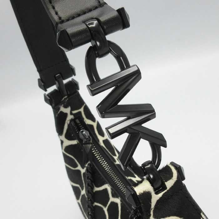 【新品】マイケルコース 32R3TP1C1B BLK/OPTICWHT (ブラック×オプティックホワイト) バッグ ショルダーバッグ MICHAEL KORS PIPER ヘアカーフ アニマルプリント スモール ショルダー 肩掛け ブティック レディース 新品】マイケルコース 32R3TP1C1B BLK/OPTICWHT (ブラック
