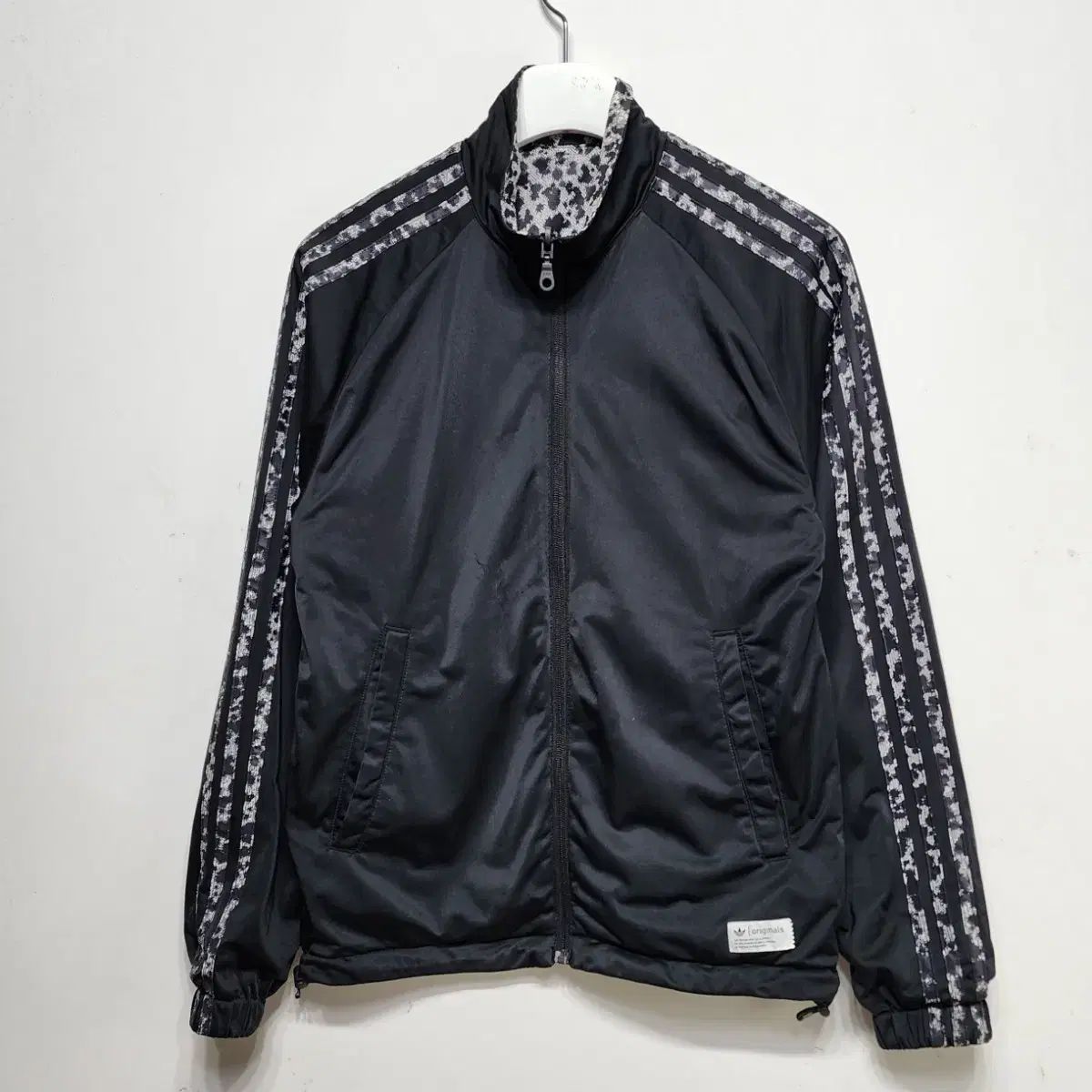 adidas アディダス ヒョウ柄 レオパード リバーシブル (両面) ウィンド