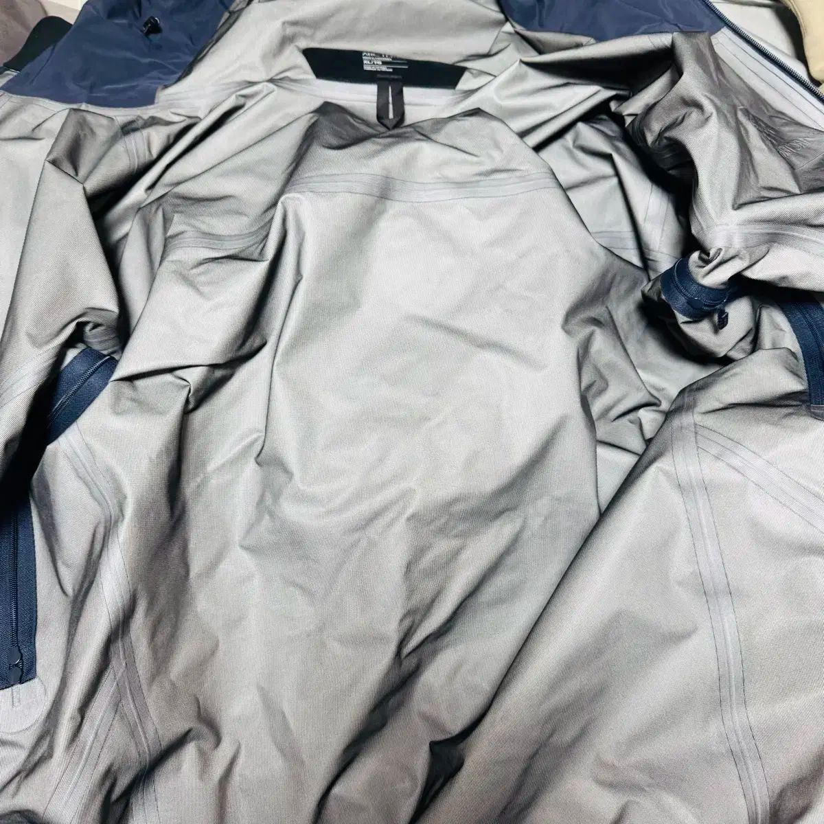 ARC TERYX アークテリクス ベータlt ブラックサファイア xl