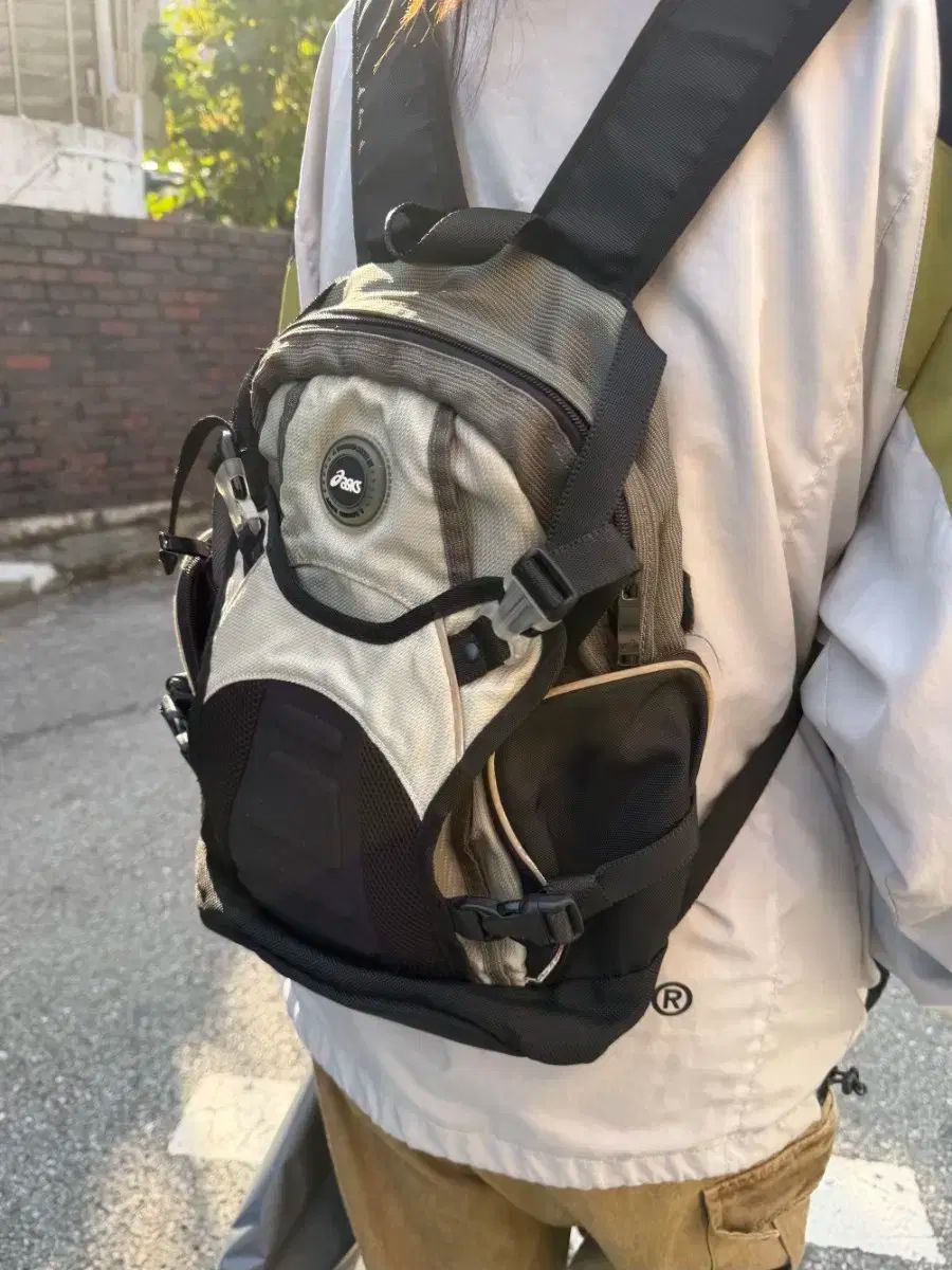 アシックス ヴィンテージ ゴープコア ミニ バックパック