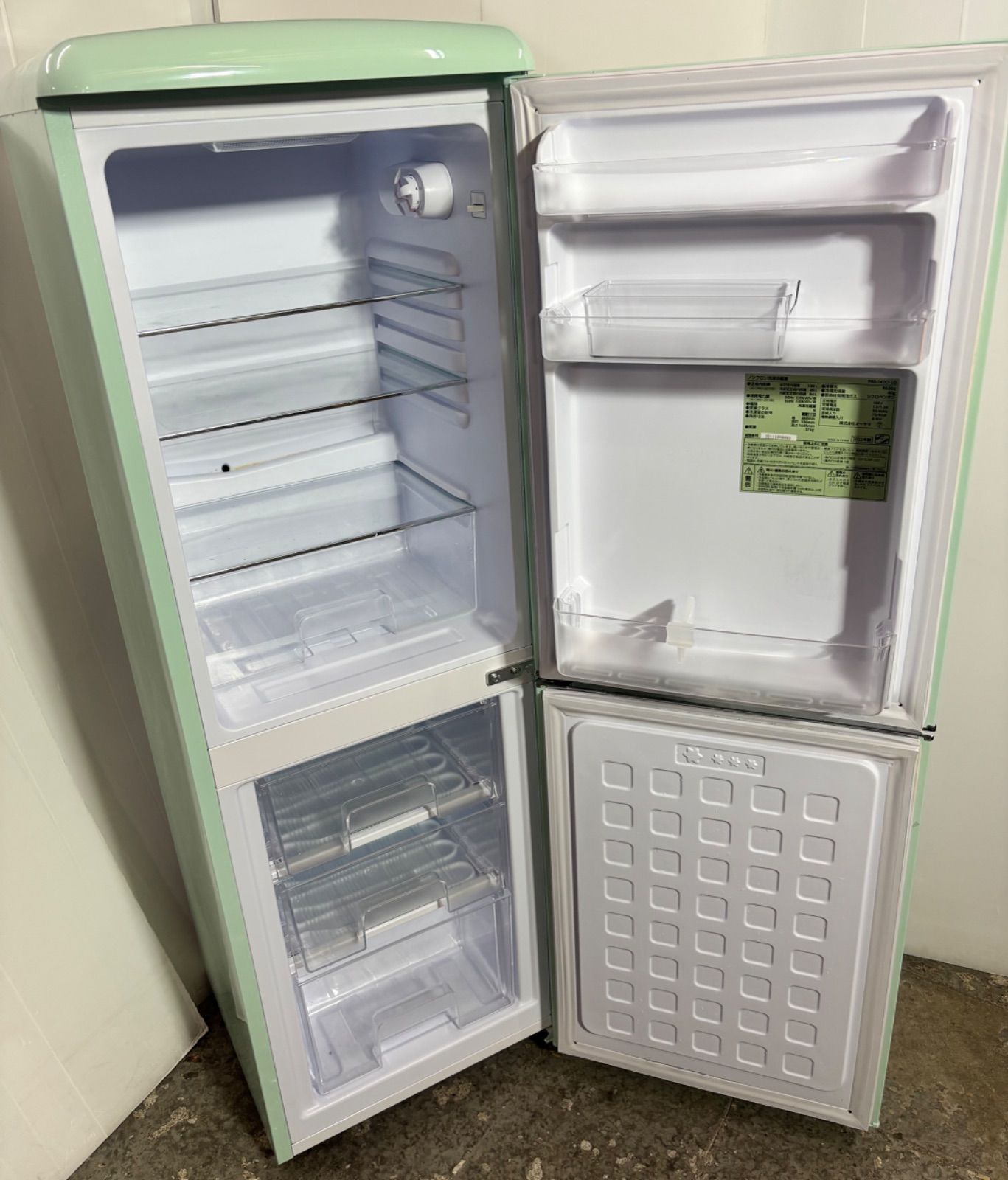 冷蔵庫 レトロデザイン ミントグリーン 130L PRR-142D-LG 人気カラー