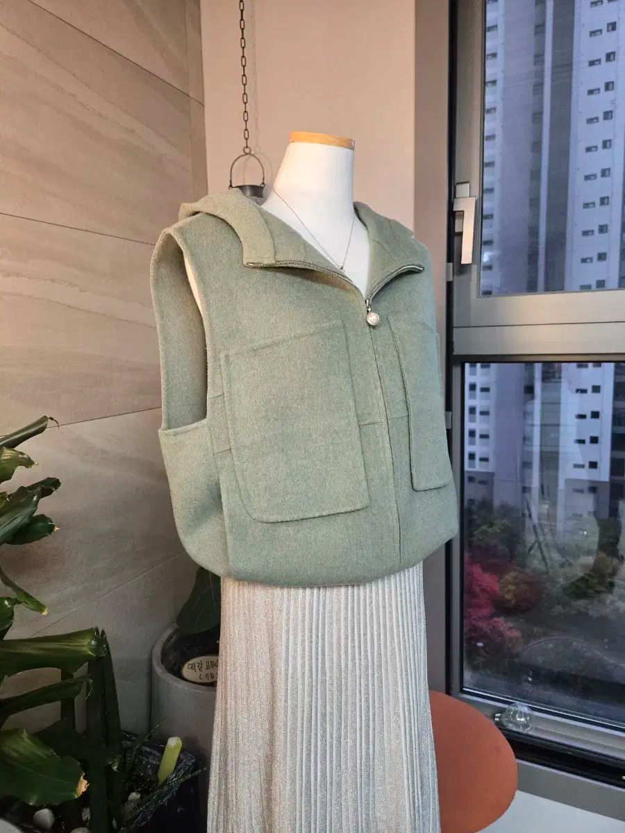 マイン MINE ウールカシミア ハンドメイド フード ベスト ミントグレー