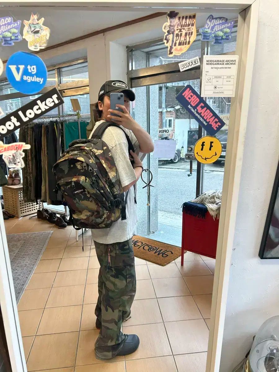 EASTPAK イーストパック カモフラージュ バックパック 【公式通販】