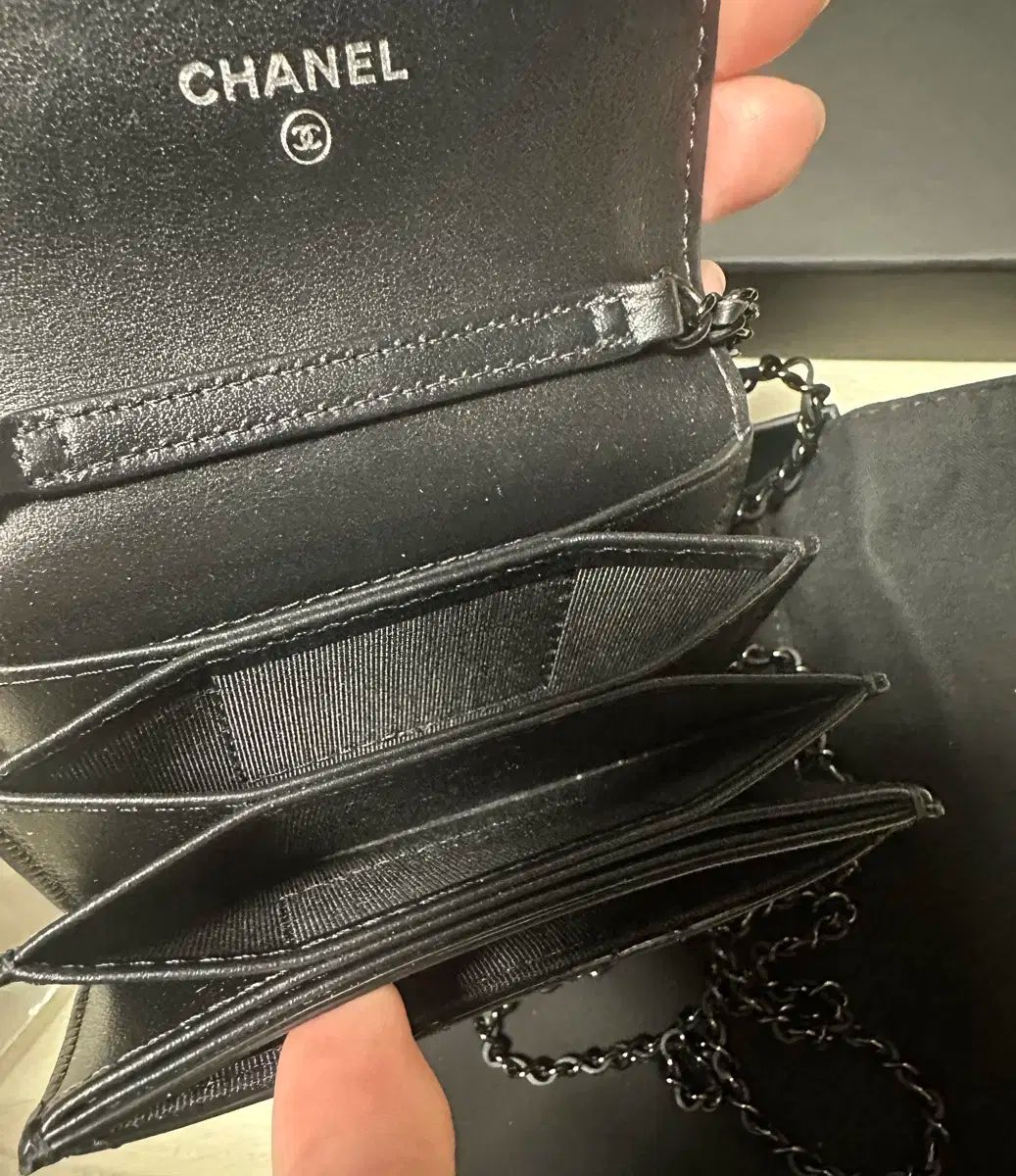 シャネル Classic フラップ チェーン トレカホルダー ペンダント ブラック カードウォレット アコーディオン チェーン