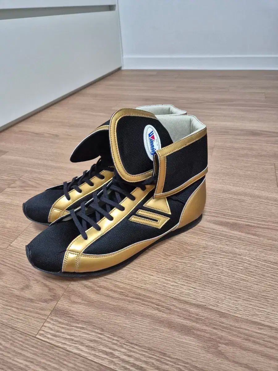 ウィニング ボクシング シューズ 275