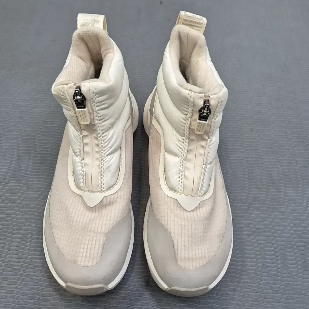 ザノースフェイス サーモボール 防寒 ブーツ 220