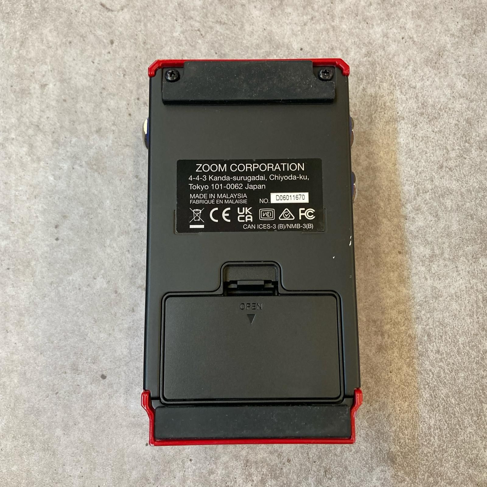 楽器 ZOOM ズーム エフェクター MS 60 B MULTI STOMP 472