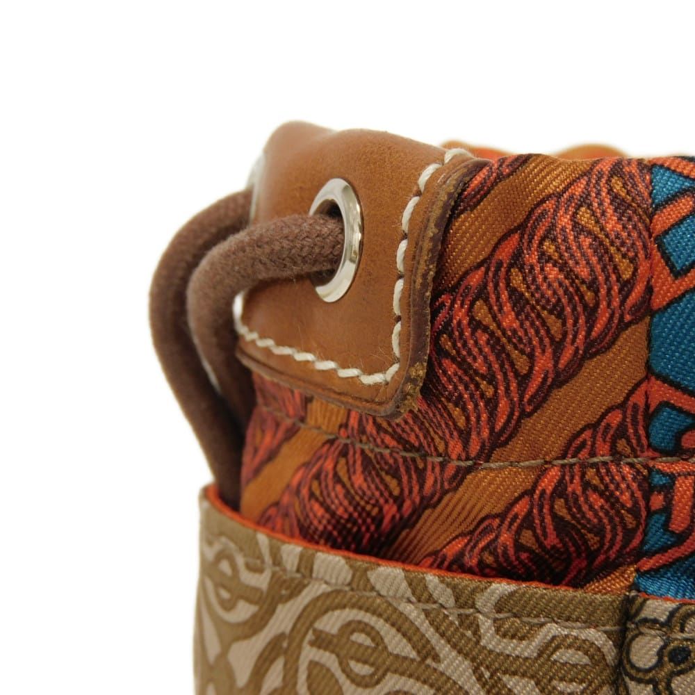 ネクタイの広場