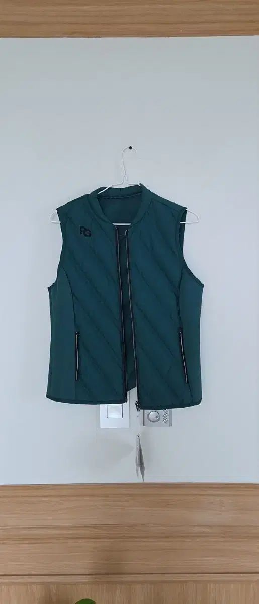 パーリーゲイツ グースダウン ベスト ㅡ着払い 75000