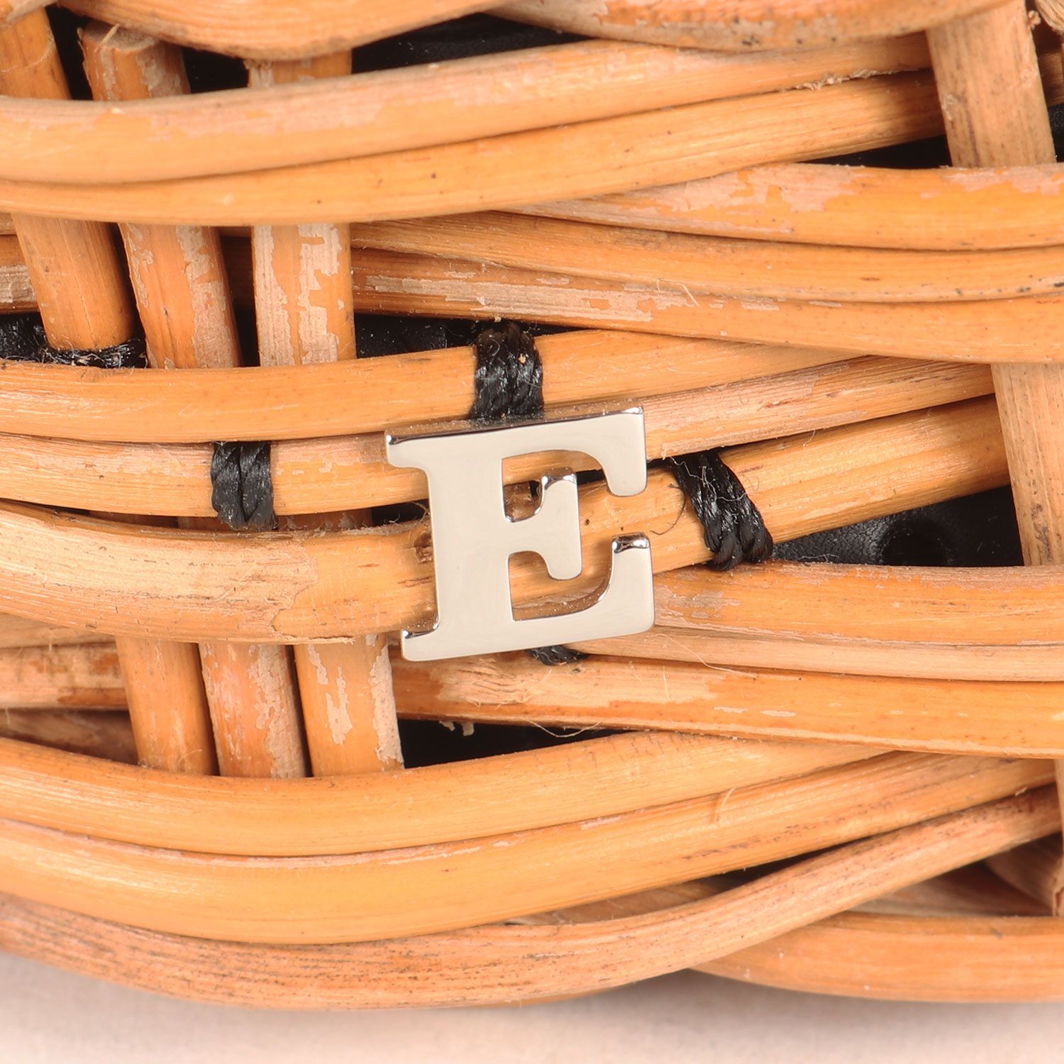 ebagos エバゴス バッグ ベージュ ブラック | 23春夏 牛ソフト パールシェル 3mm かごバッグ / ハンドバッグ | レザー ラフィア | 日本製 | ブランド カバン【レディース】【中古】【K4628】 ebagos エバゴス バッグ ベージュ ブラック | 23春夏 牛ソフト パール