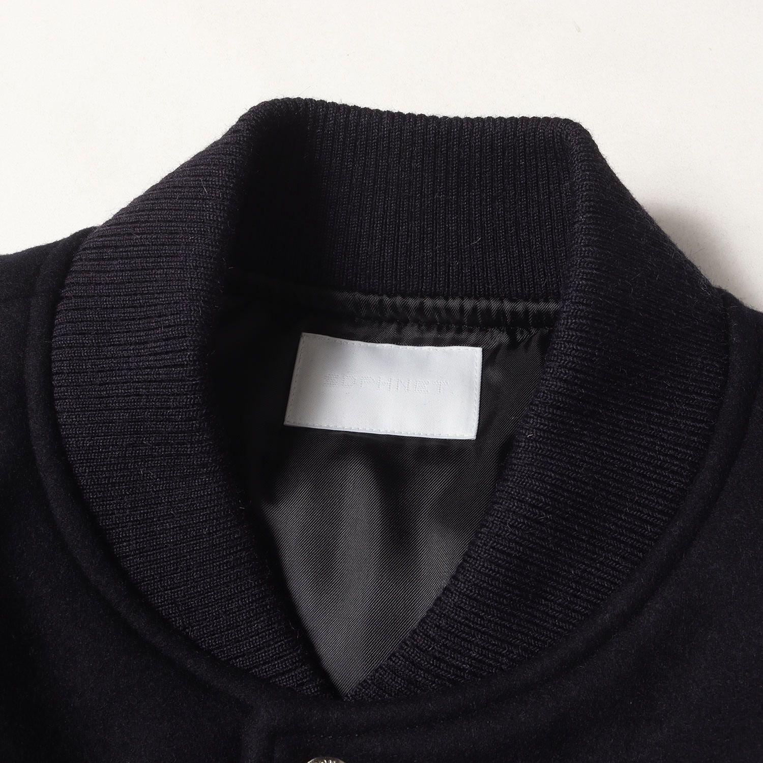 バーシティジャケット