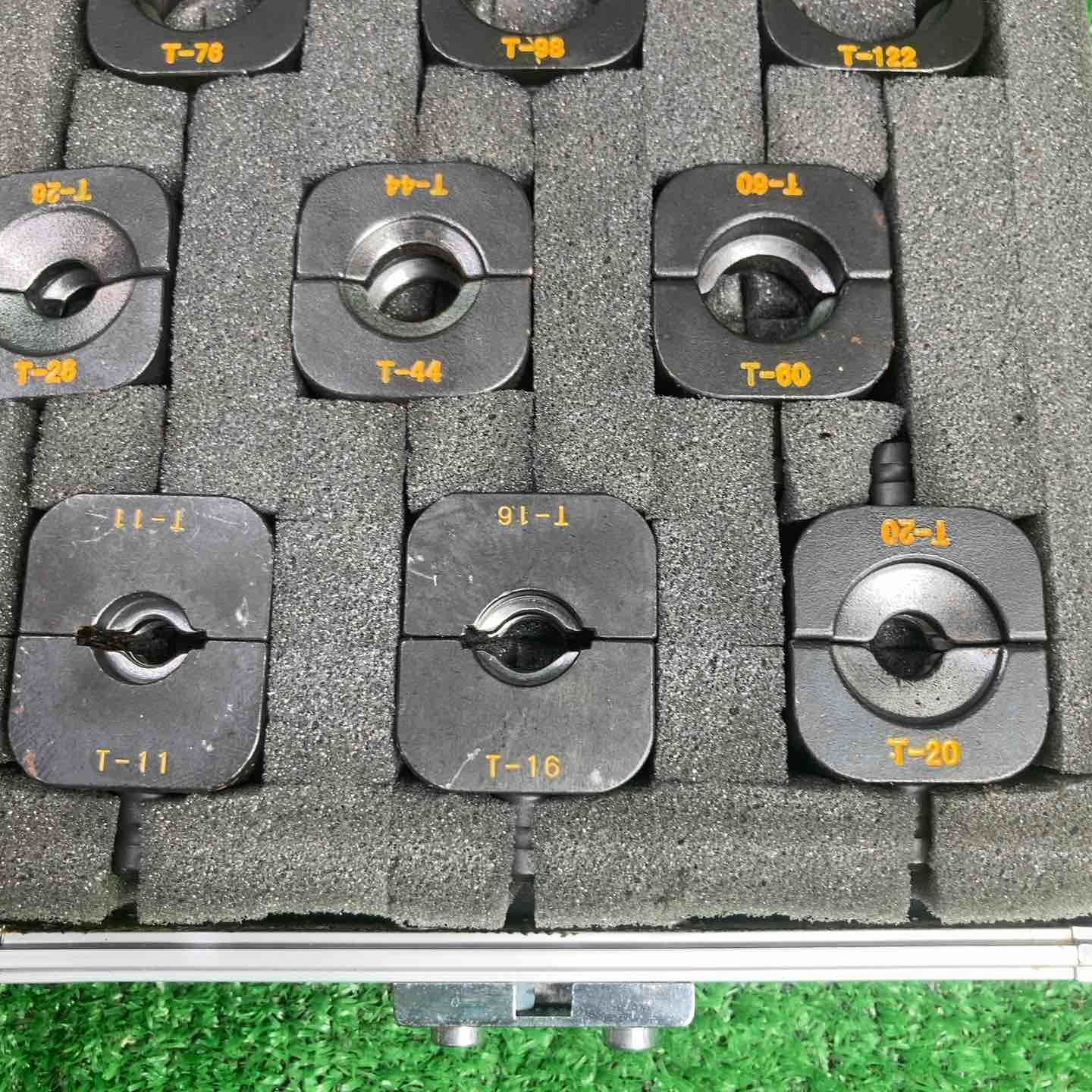 圧縮ダイス セット