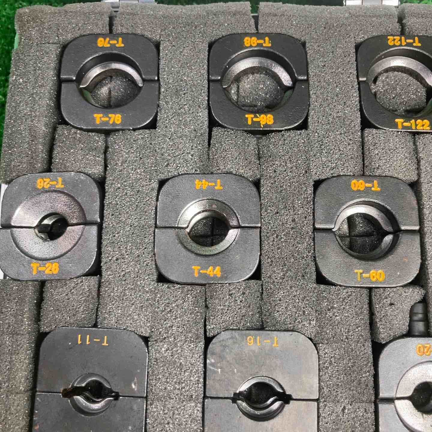 泉精器 圧縮ダイス