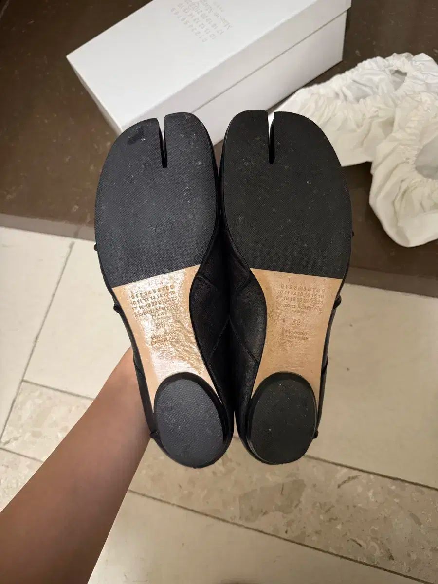 メゾンマルジェラ 足袋 フラット 38