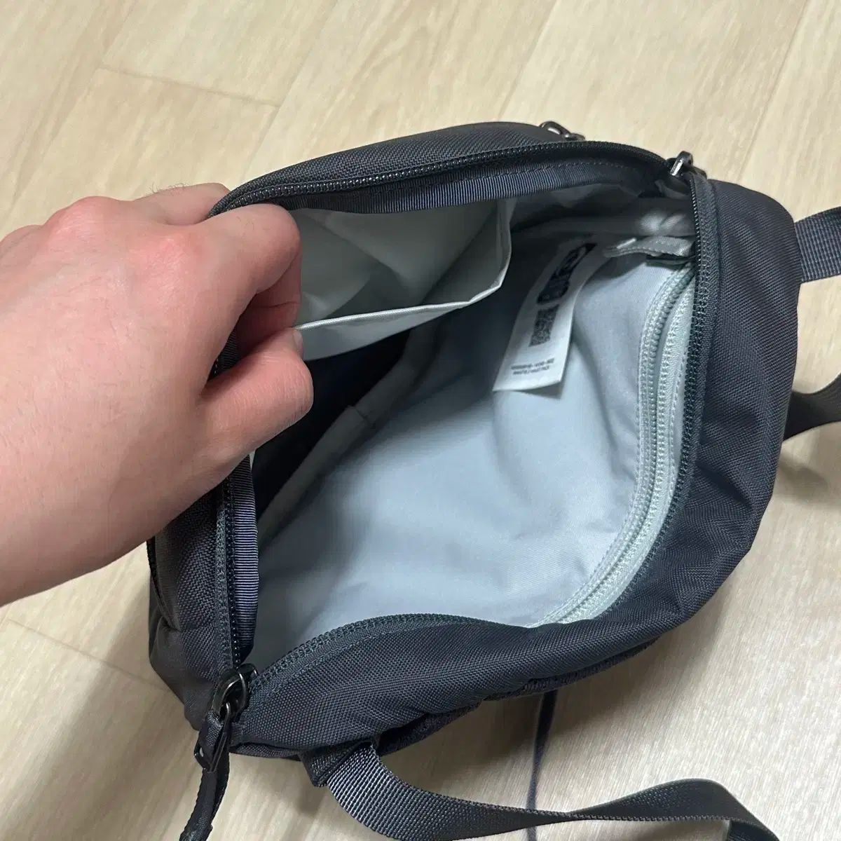 アークテリクス マンティス2 グラファイト ヒップバッグ OLIVEOS_COM_TR