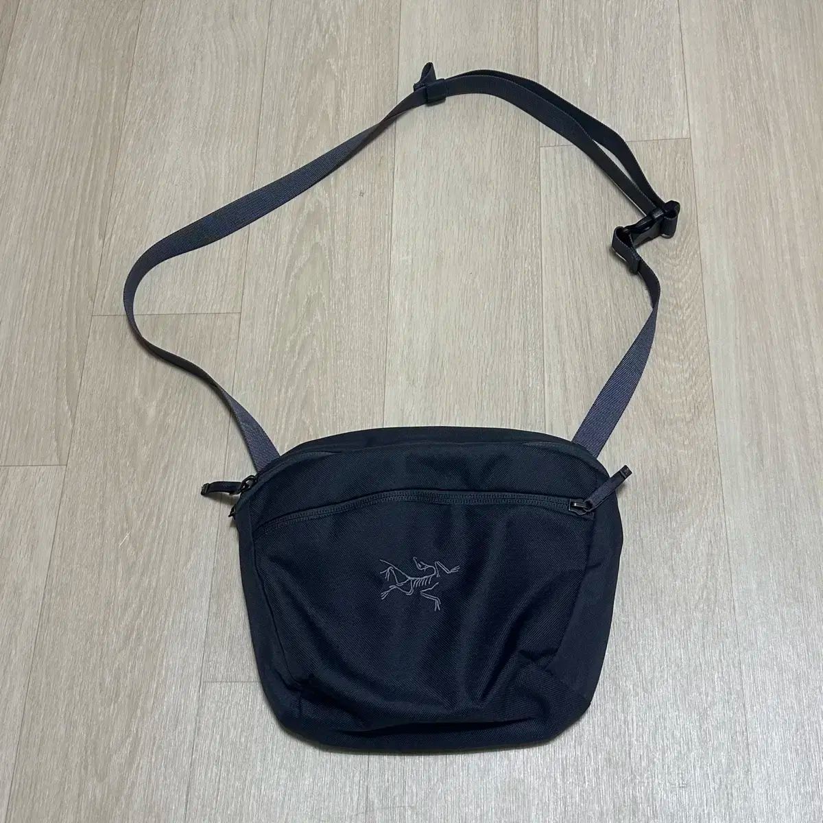 アークテリクス マンティス2 グラファイト ヒップバッグ