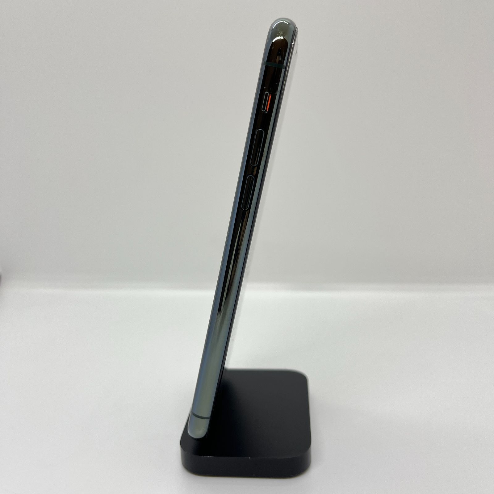 バッテリー新品】iPhone11Pro 64GB ミッドナイトグリーン【SIMロック