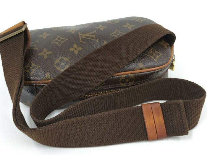 モノグラム M51870