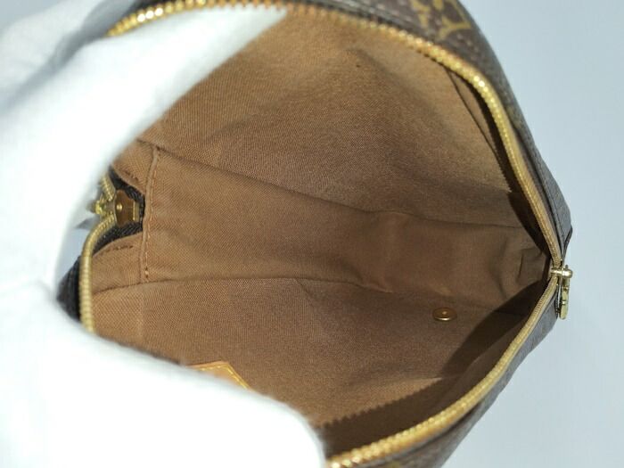 モノグラム M51870