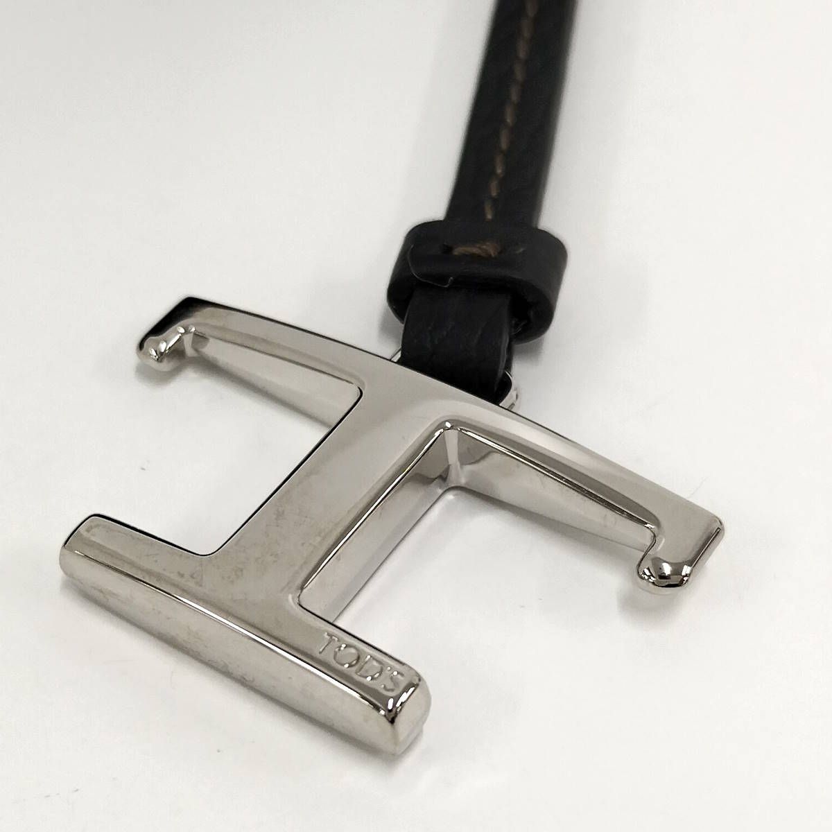 レザー ブラック