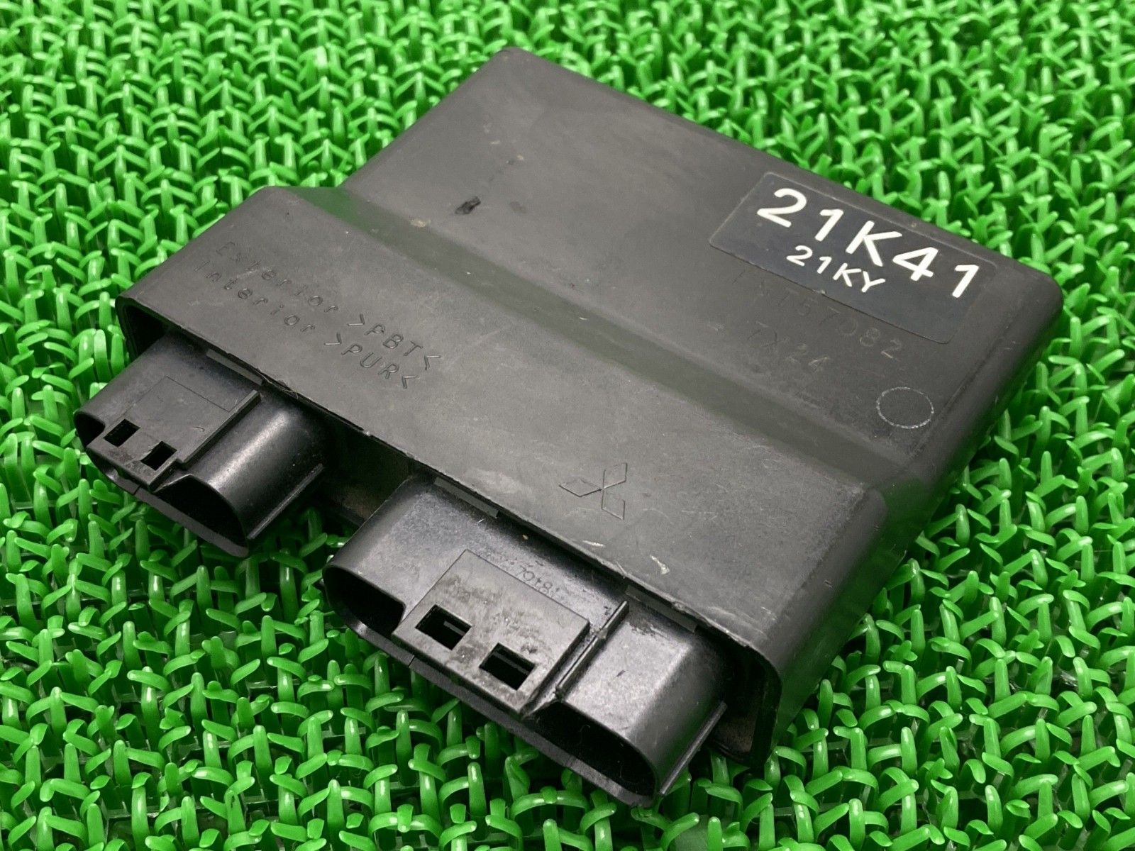 Vストローム250 ECU スズキ バイク 部品 FIコントロールユニット 機能上問題なし 品薄 品 車検 Cz