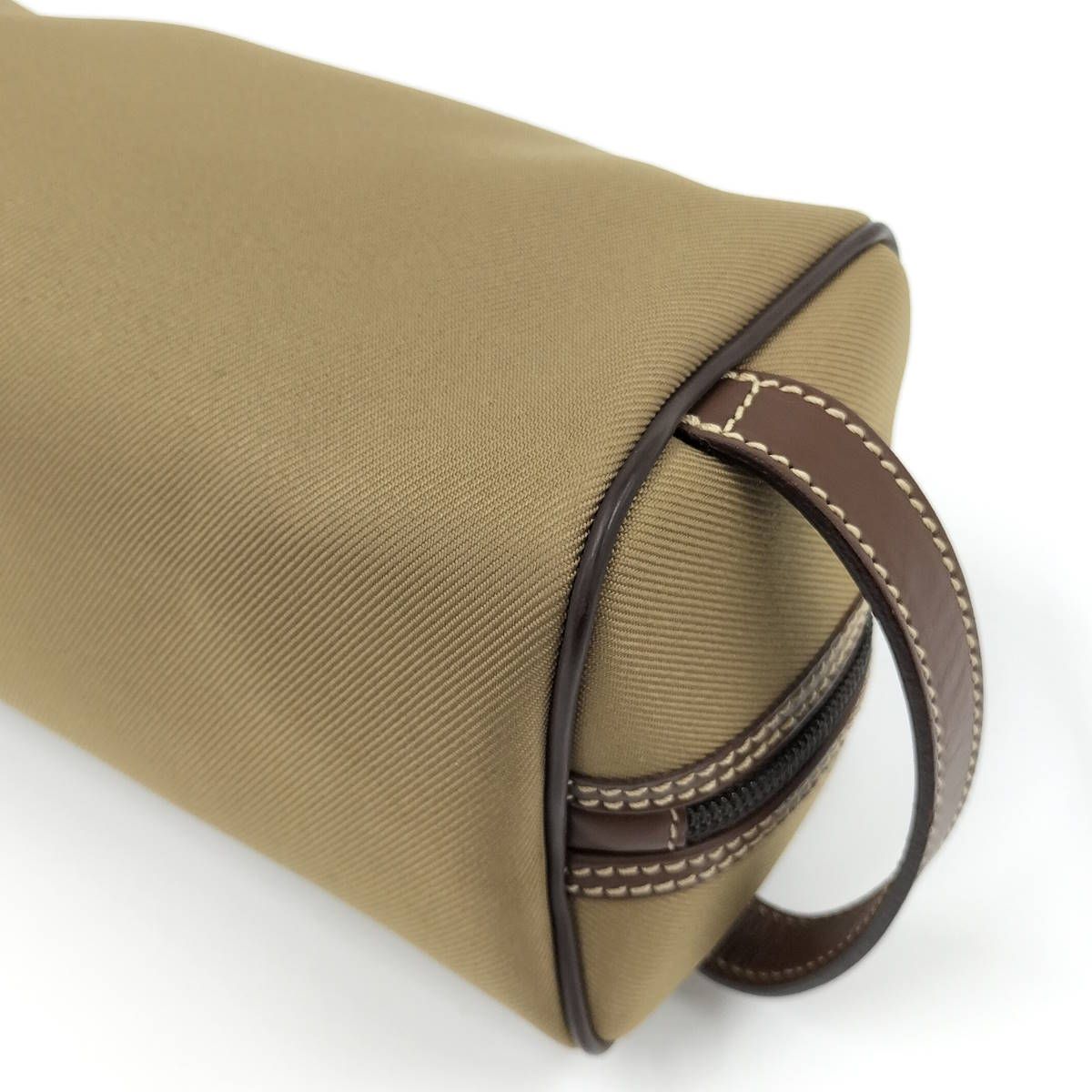 驚きの価格が実現! HUNTING WORLD セカンドバッグ カーキ系