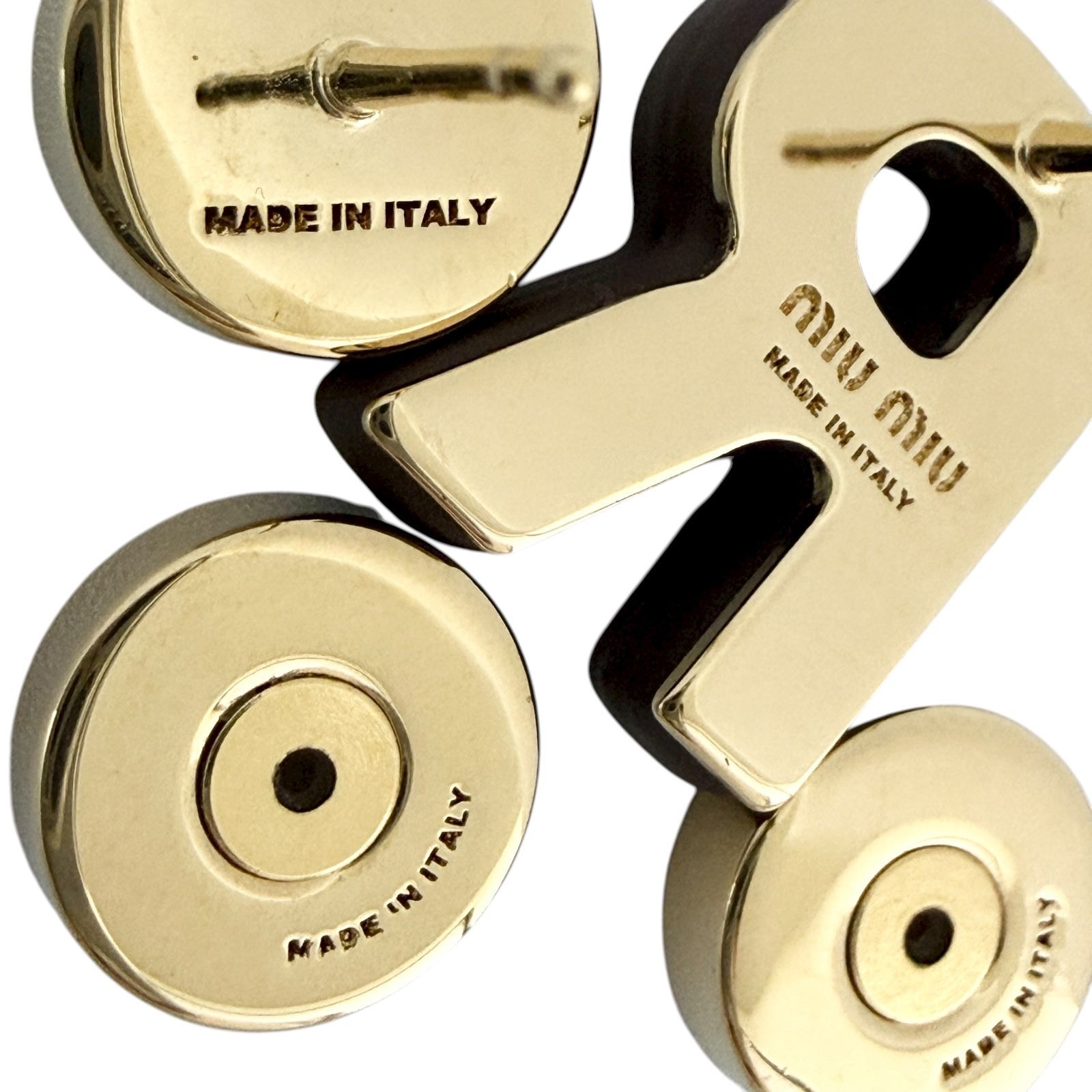 ミュウミュウ レディース ピアス イニシャル R アルファベット レター  